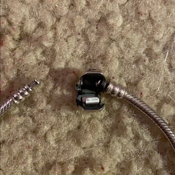 PANDORA self clasp bracelet - Picture 6 of 9